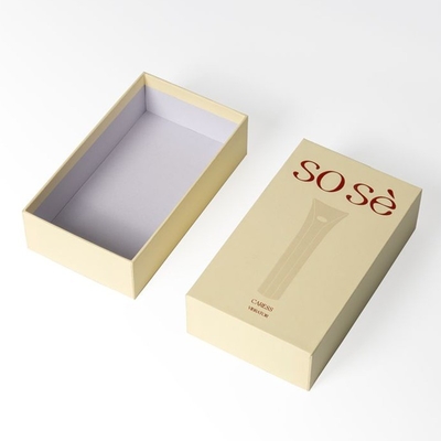 OEM ODM Paper Gift Box Verpakking Spanningsbestand Met Embossing Logo