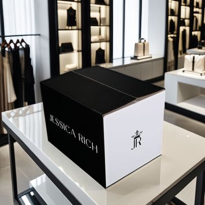 Custom's Logo Printed Parfums Packaging Boxes gegolfde verzendkartonnen